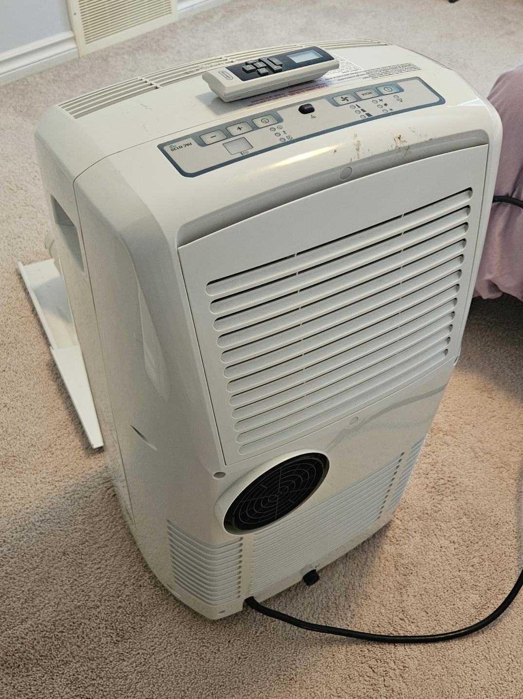 Delonghi PAC N120E Portable Air Conditioner - photo 3