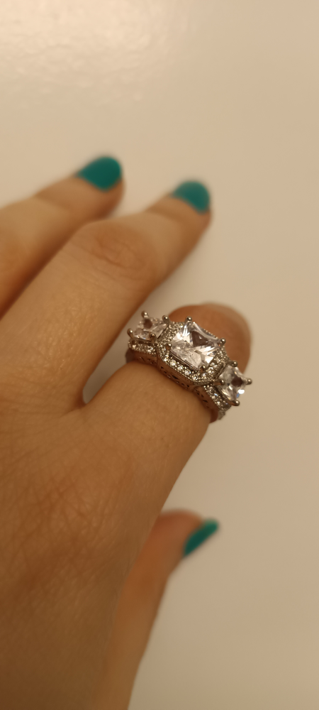 Three-Stone Cubic Zirconia Ring,size 7