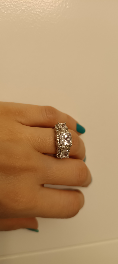 Three-Stone Cubic Zirconia Ring,size 7 - photo 4