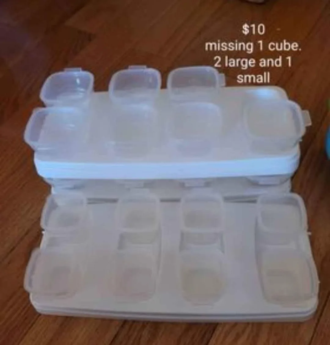 Baby Bullet Food Maker with Accessories and Baby Food Books image indicator(2)