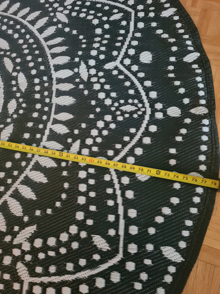 Black and White Outdoor Rugs image indicator(9)