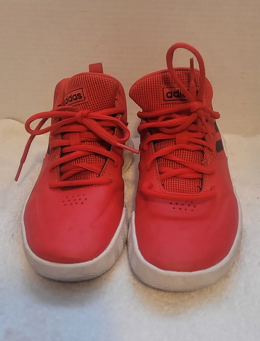 Adidas Boys' Red Basketball Shoes image indicator(6)