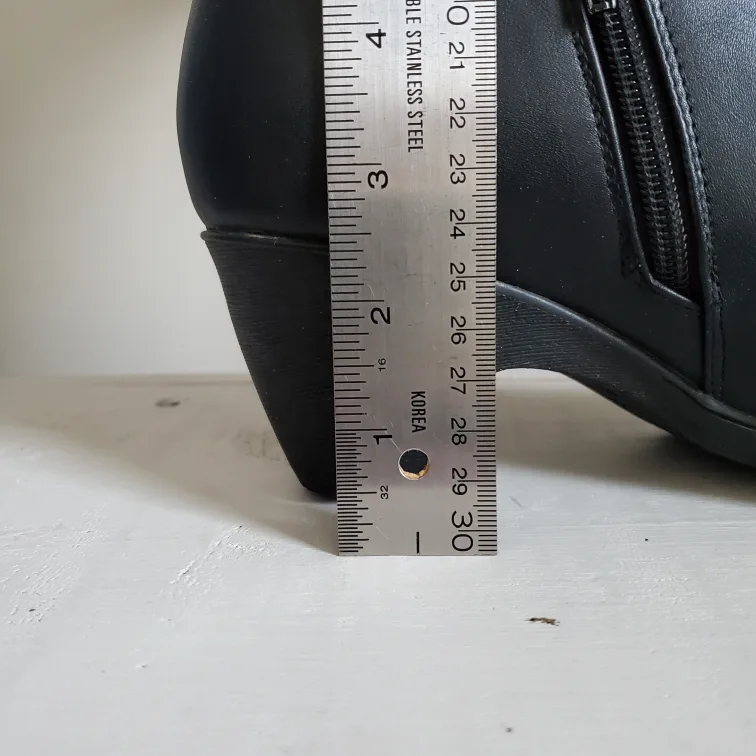 Women's Naturalizer Black Fashion Boot image indicator(8)