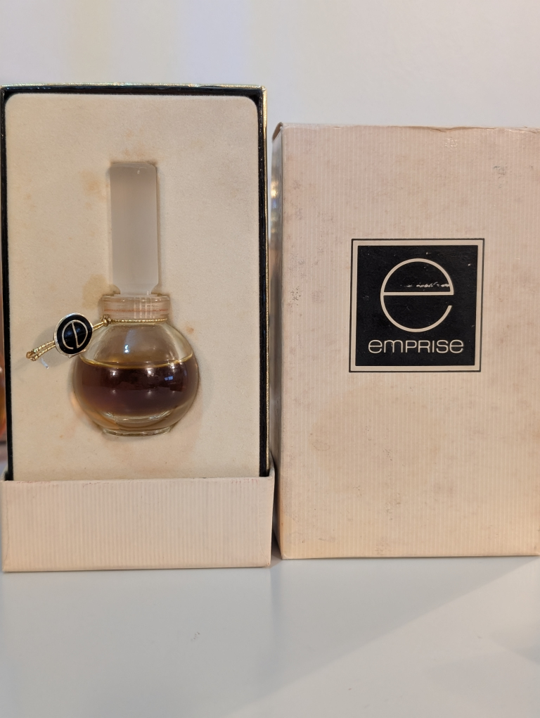 Vintage Perfume Collection - photo 2