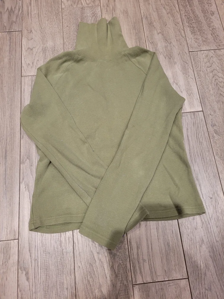 Women's Olive Green Turtleneck Long Sleeve Top thumbnail