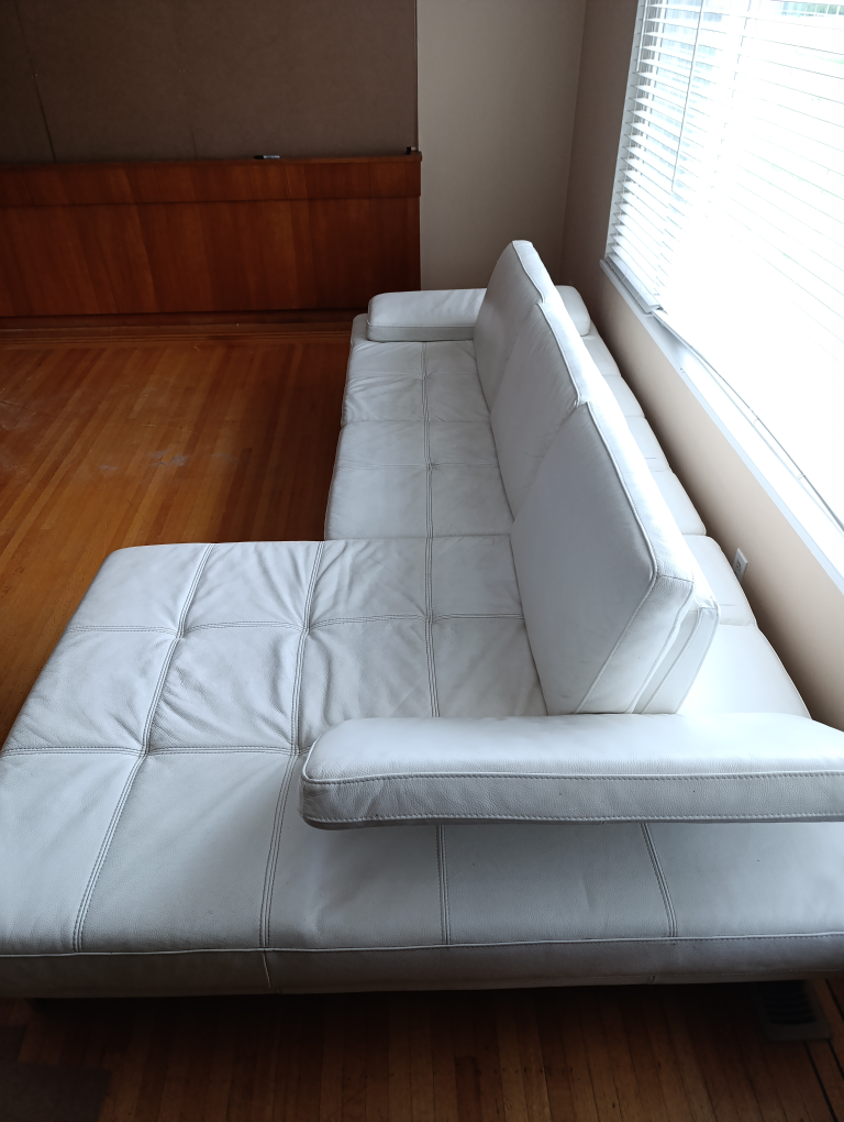 White Leather Sectional Sofa - photo 3