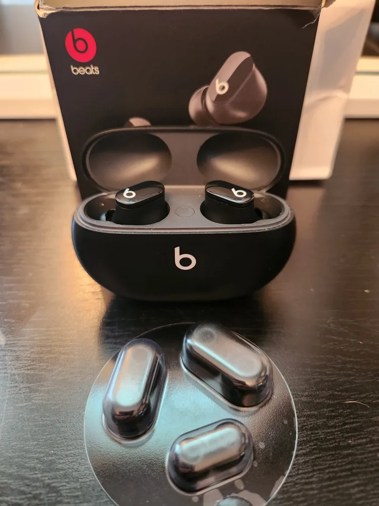 Beats Studio Buds - Black - Wireless Earbuds image indicator(4)