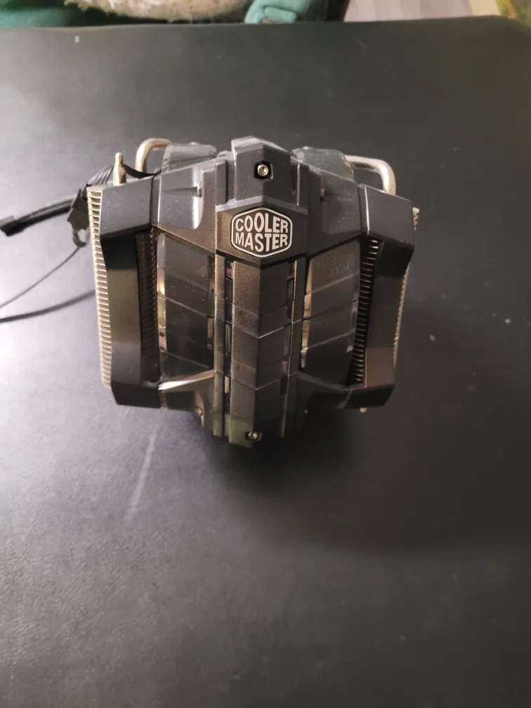 Cooler Master CPU Cooler thumbnail