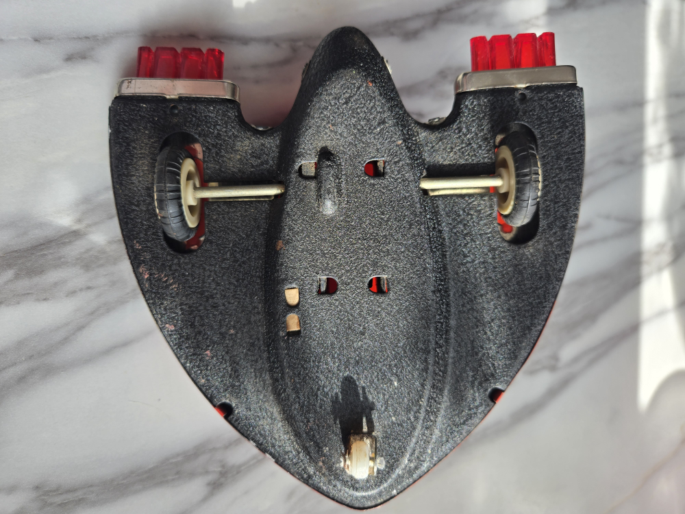 Vintage MF-883 Small Spaceship Toy - photo 3