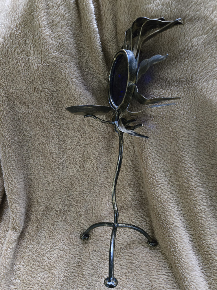 Unique Metal Sun Face Candle Holder - photo 3