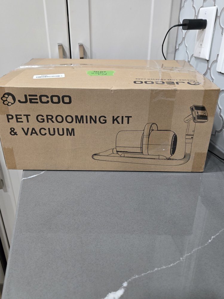 New JECOO Pet Grooming Kit & Vacuum