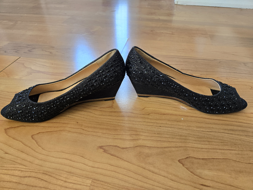 new black open toe wedge heels - photo 2