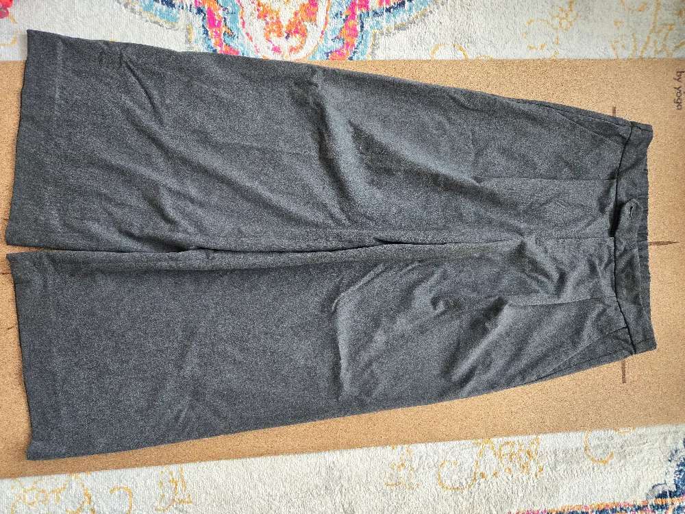elegant grey culotte pants thumbnail
