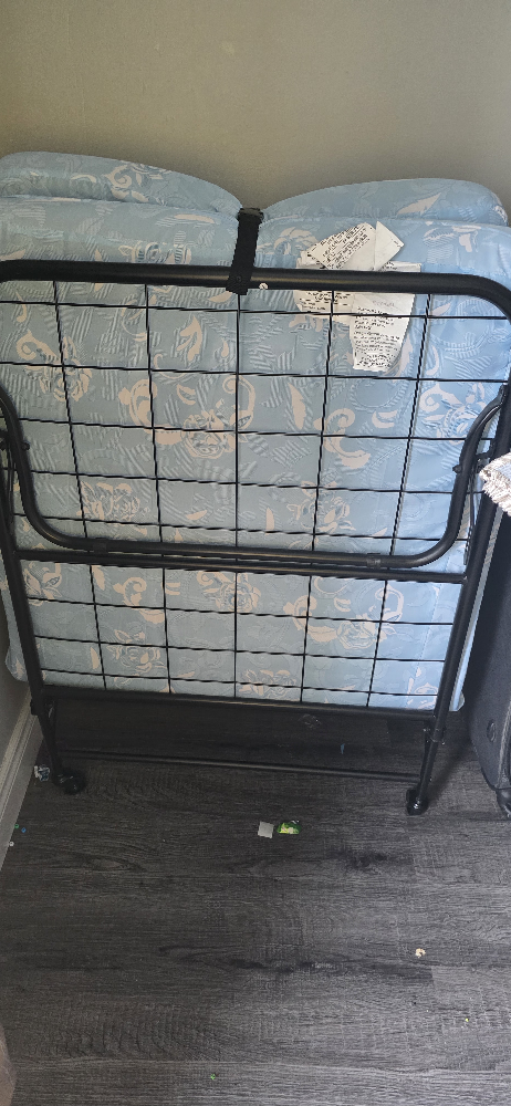 Folding Mattress with Metal Frame - photo 2