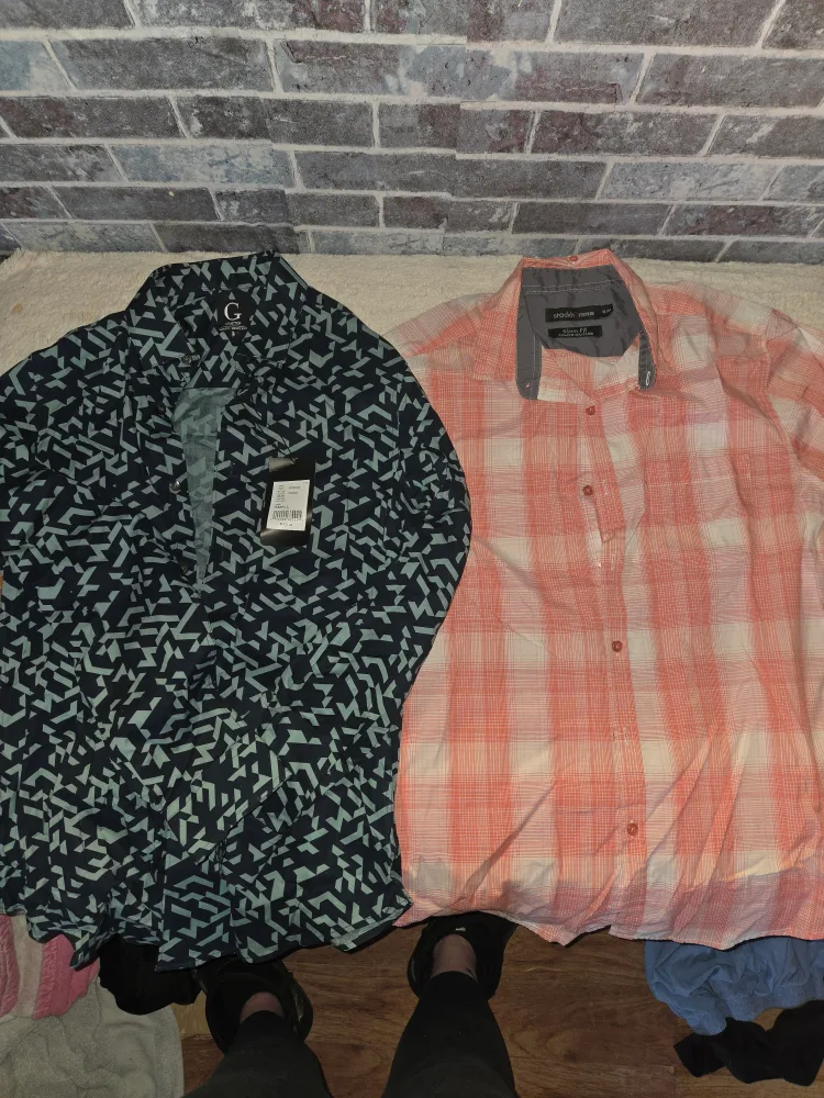 Men's Clothing Bundle: Polo Shirt, Dress Shirts, and Trousers image indicator(9)