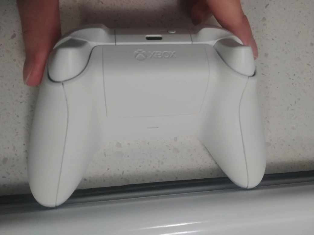 (Great condition)Wireless white series controller - photo 2