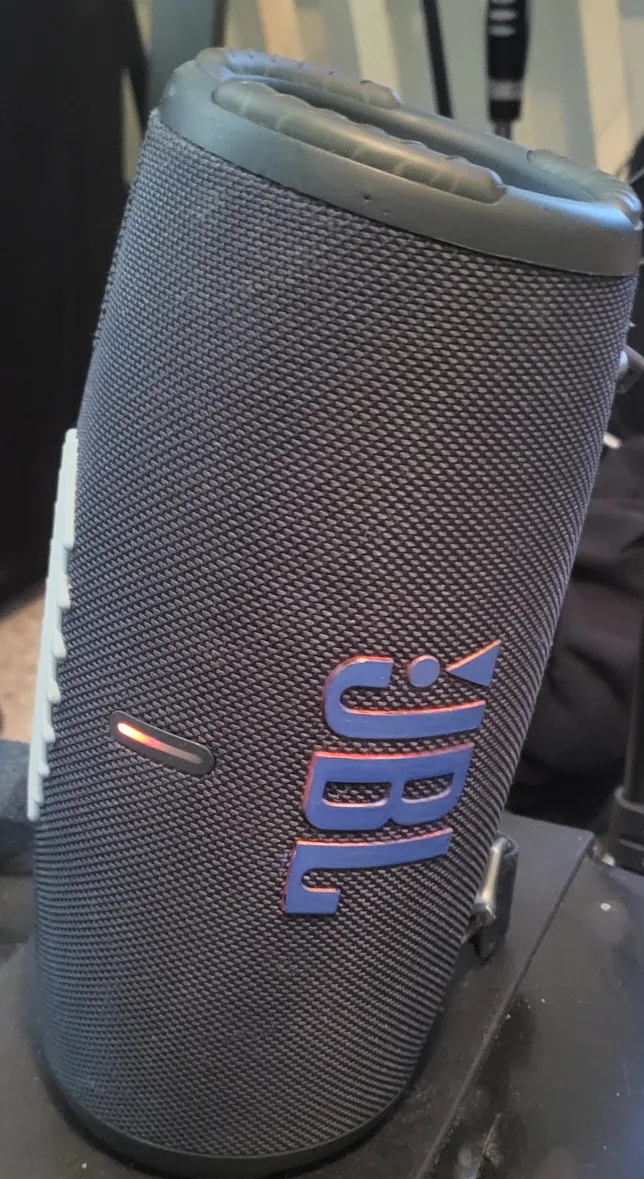 JBL Xtreme 3 Portable Bluetooth Speaker - Blue image indicator(5)