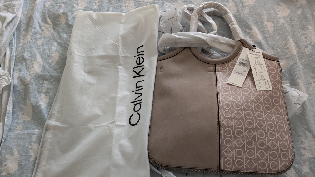 Grabianna Slim Tote by Calvin Klein - photo 3