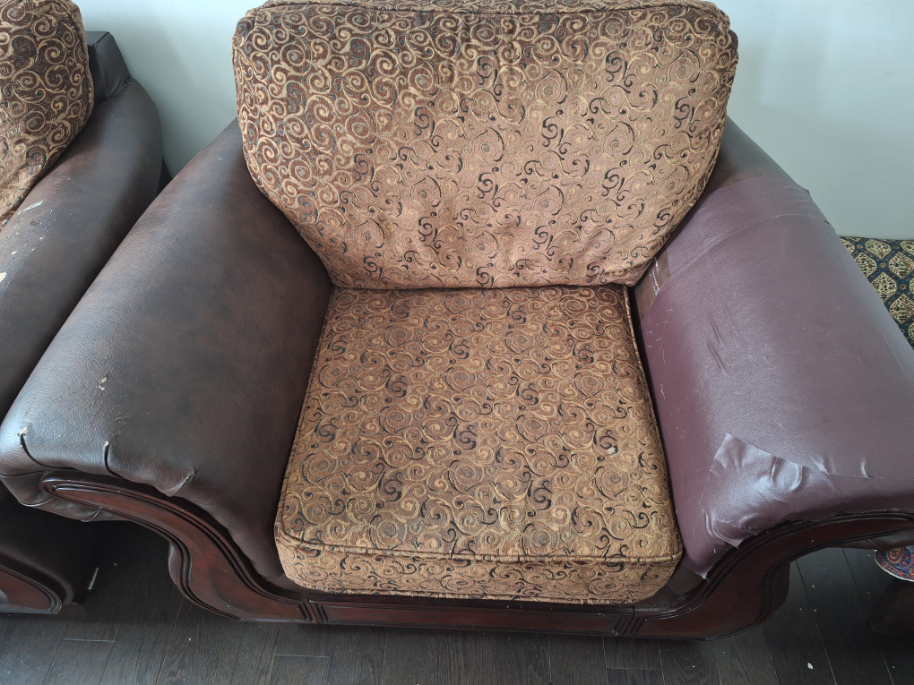 free Brown Fabric Sofa Set - photo 4