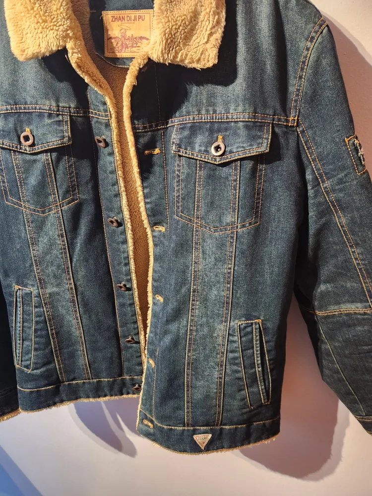 Men's Large/Medium Jeans Jacket #freecycle image indicator(4)