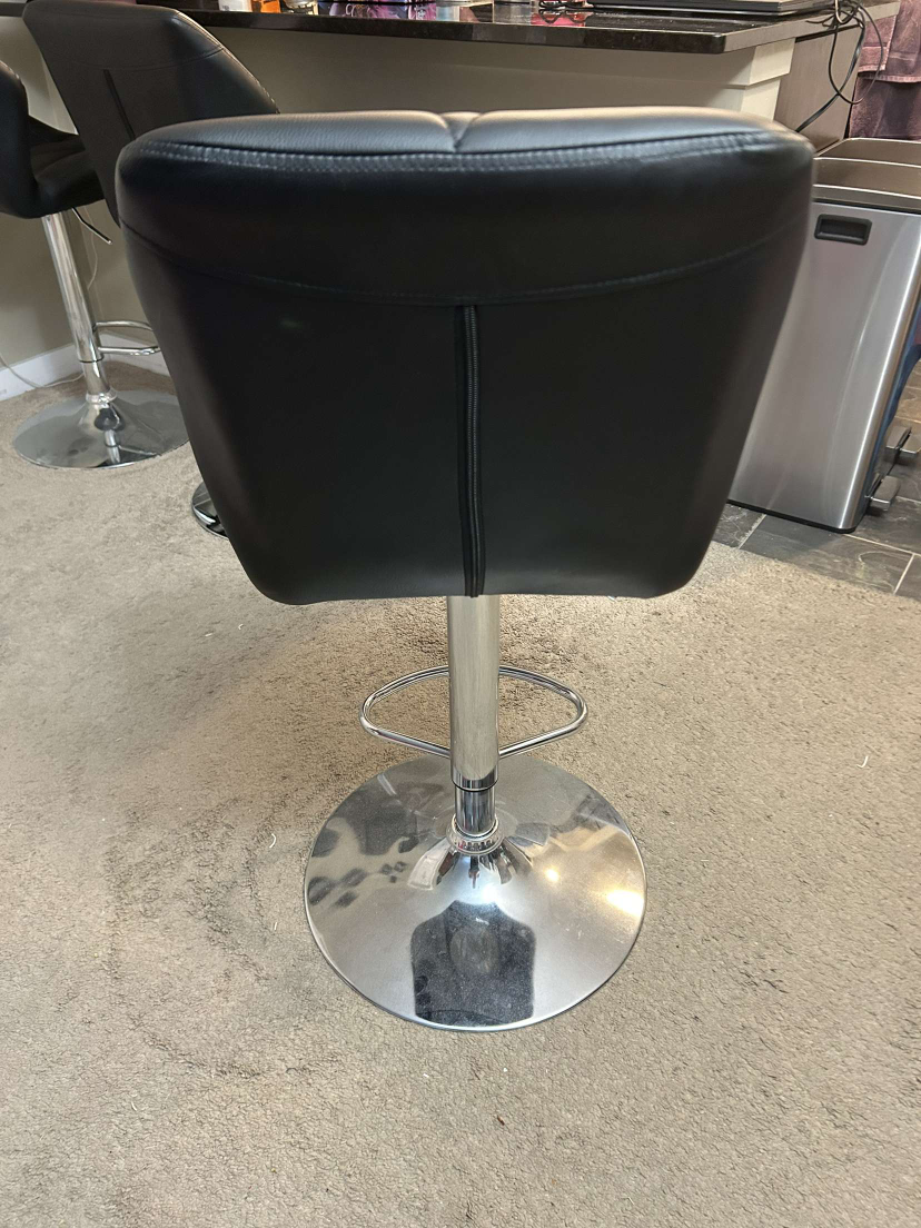 Bar Stools - photo 3