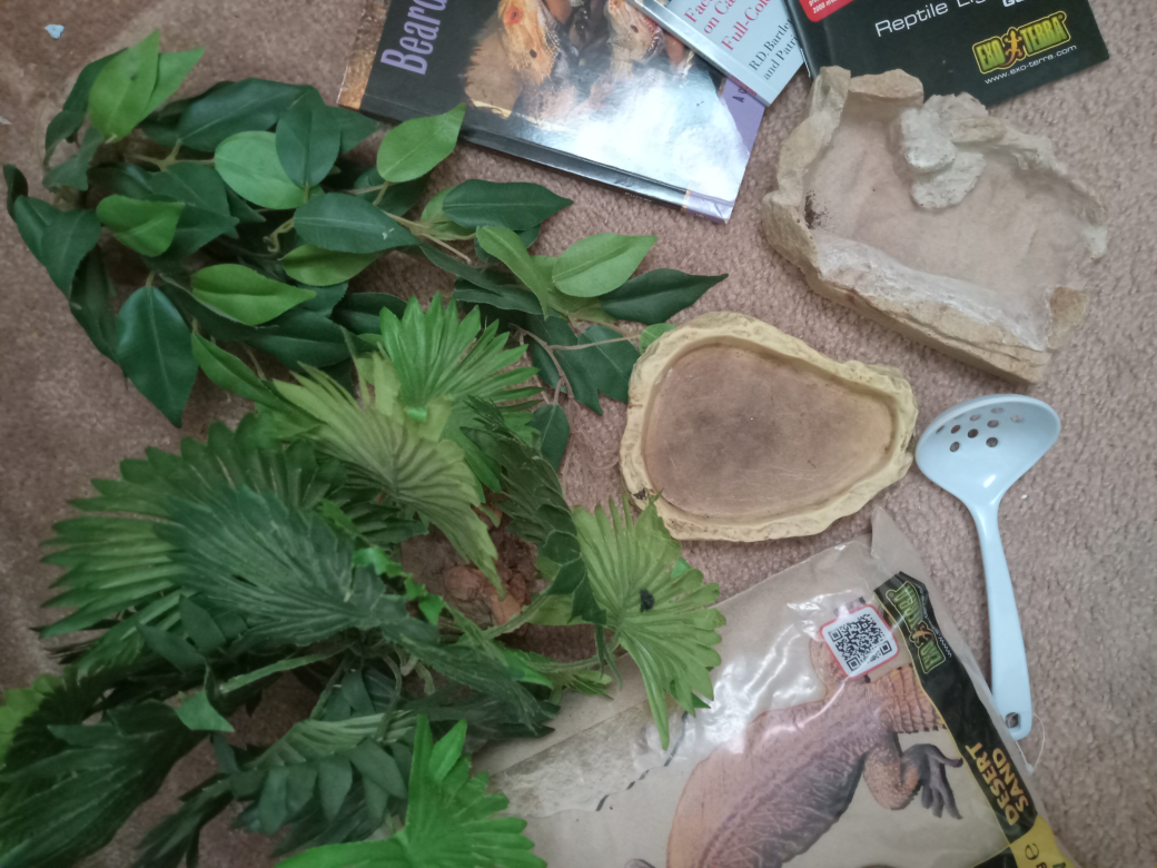 Fifty Gallon Starter Kit - Enclosure, Accessories & Books - photo 5