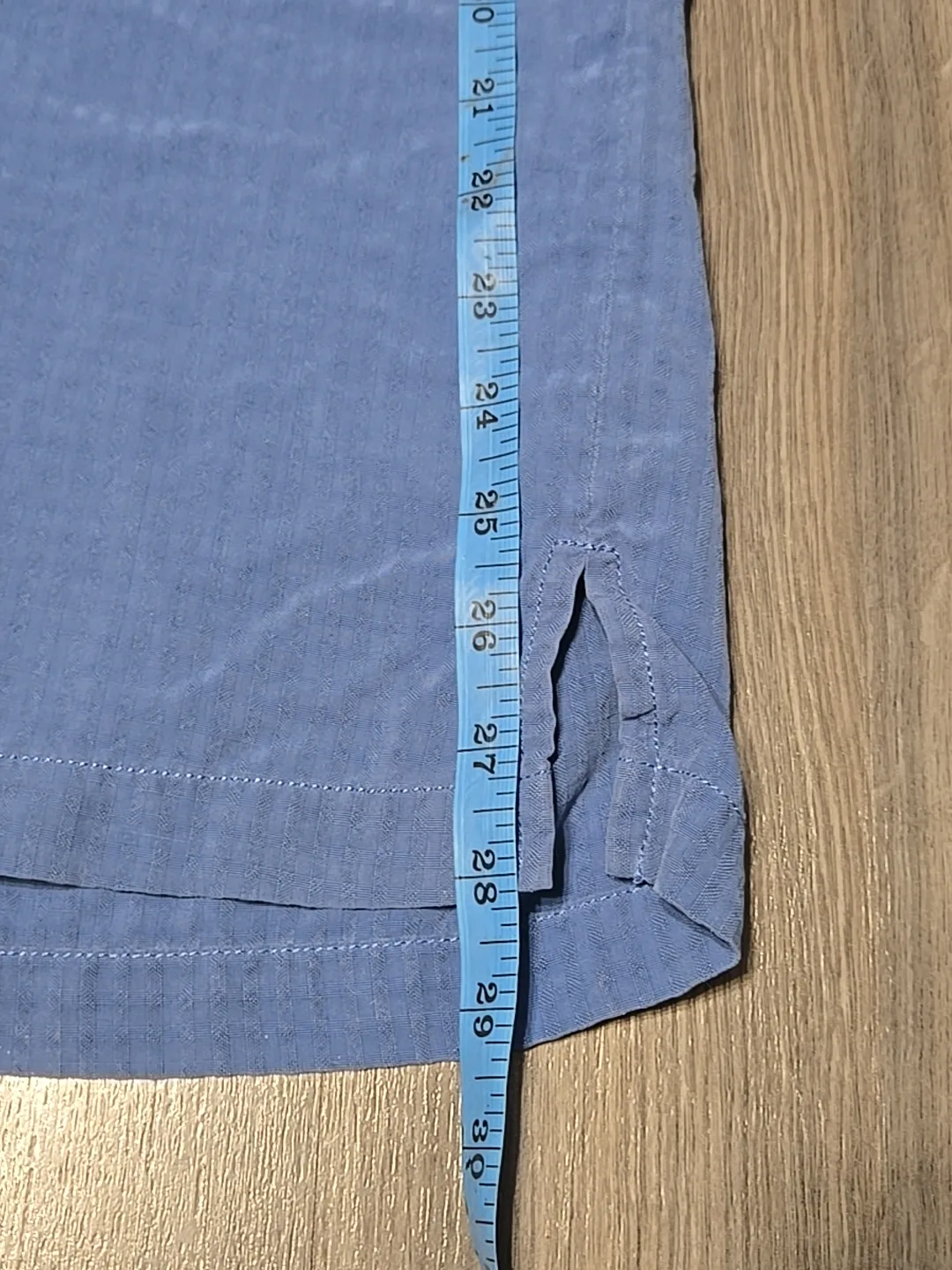 Tommy Bahama Men's XL Silk Button-Down Shirt image indicator(8)