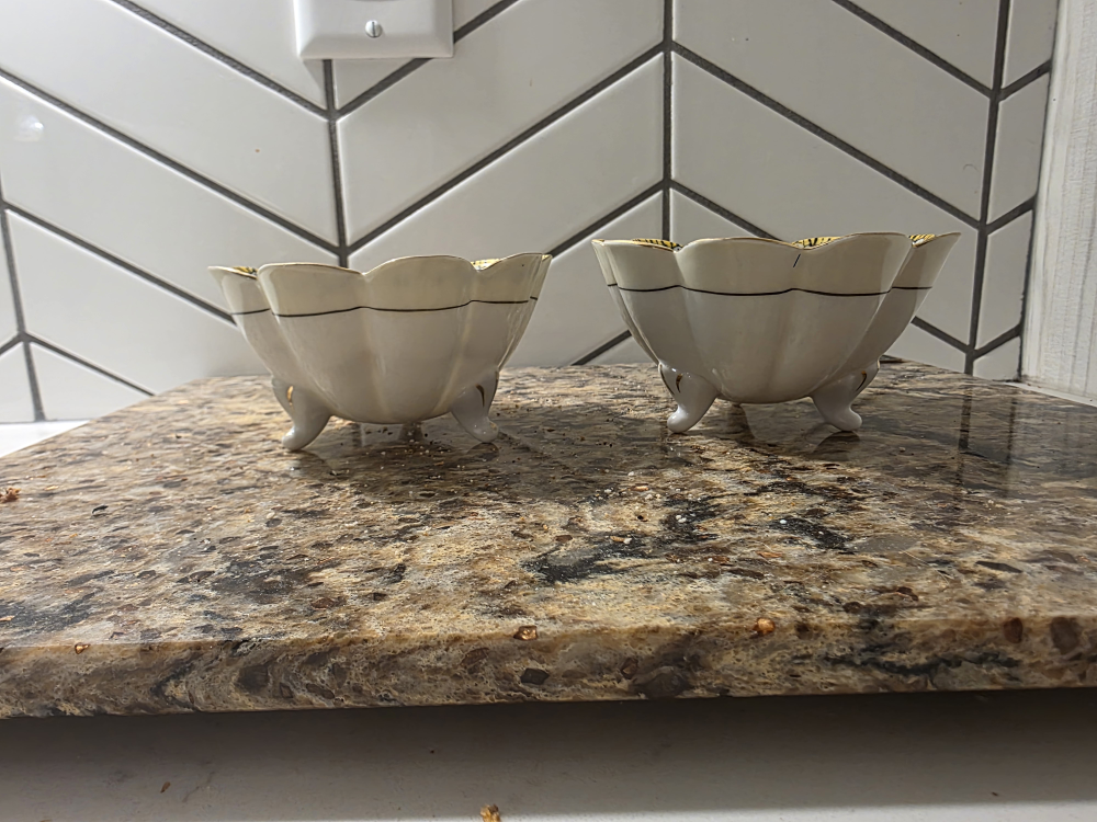 Pair of Noritake Vintage Footed Bowls - photo 2