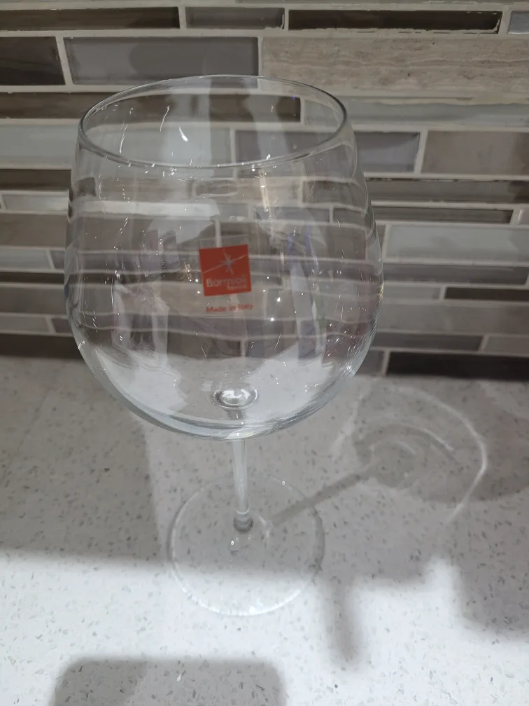 Bormioli Rocco 9" Wine Glass set of 18 image indicator(2)