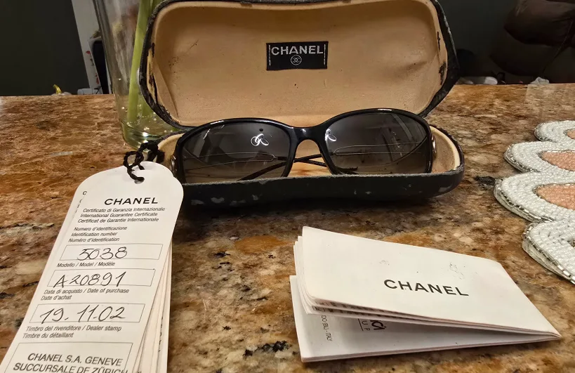 Authentic Chanel Sunglasses 5038 A20891 image indicator(5)