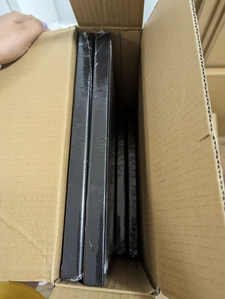 *NEW IN BOX* 4-Piece Canvas Chess King Wall Art image indicator(6)