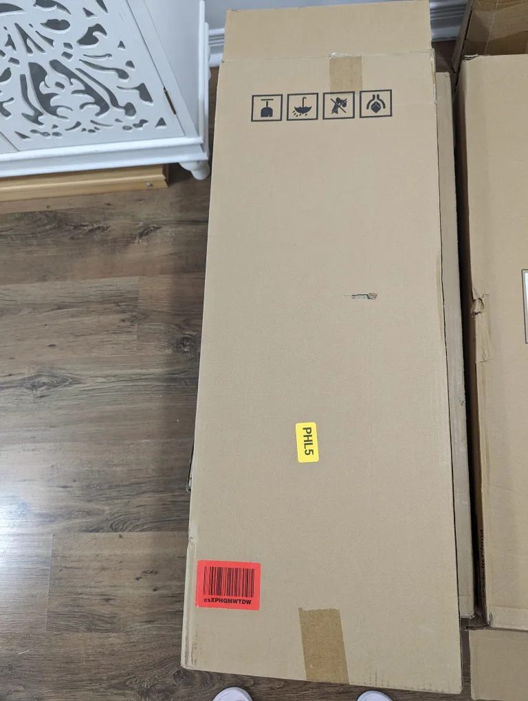 *NEW IN BOX* 4-Piece Canvas Chess King Wall Art image indicator(7)