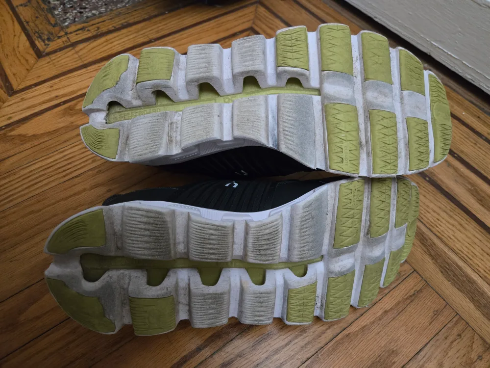 Men's On Cloudswift 3 image indicator(4)