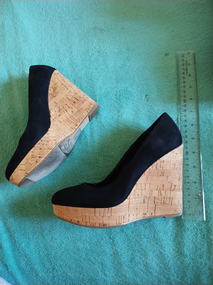 Black Suede Wedge Heels image indicator(3)