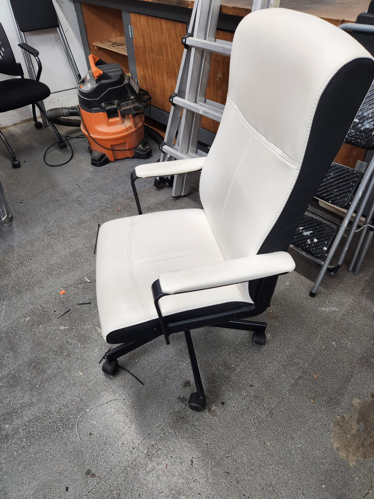 Office Chair Bundle - White & Black - photo 2