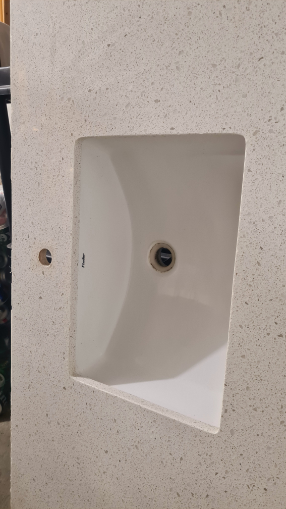 Quartz Vanity Top with Integrated Sink - photo 2