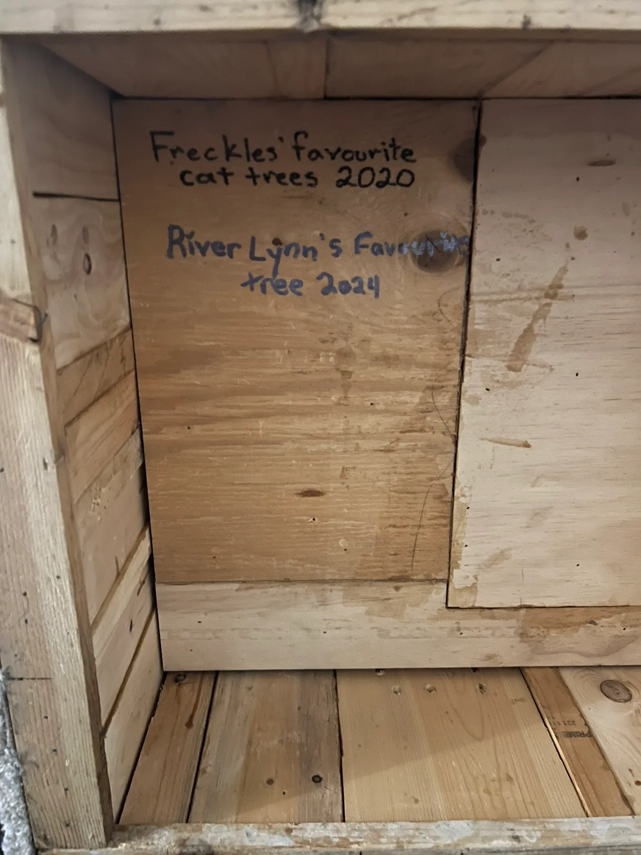 Custom-made three-tier cat tree image indicator(2)