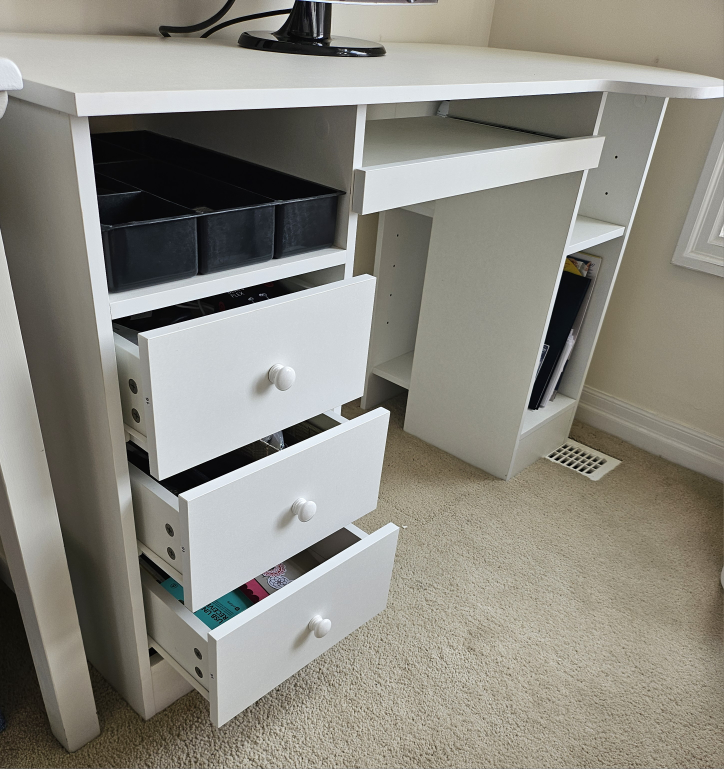 Computer Desk - can deliver for an extra fee - photo 3
