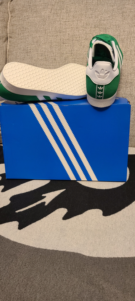 Adidas Gazelle Green Suede Sneakers- size8.5M - photo 3