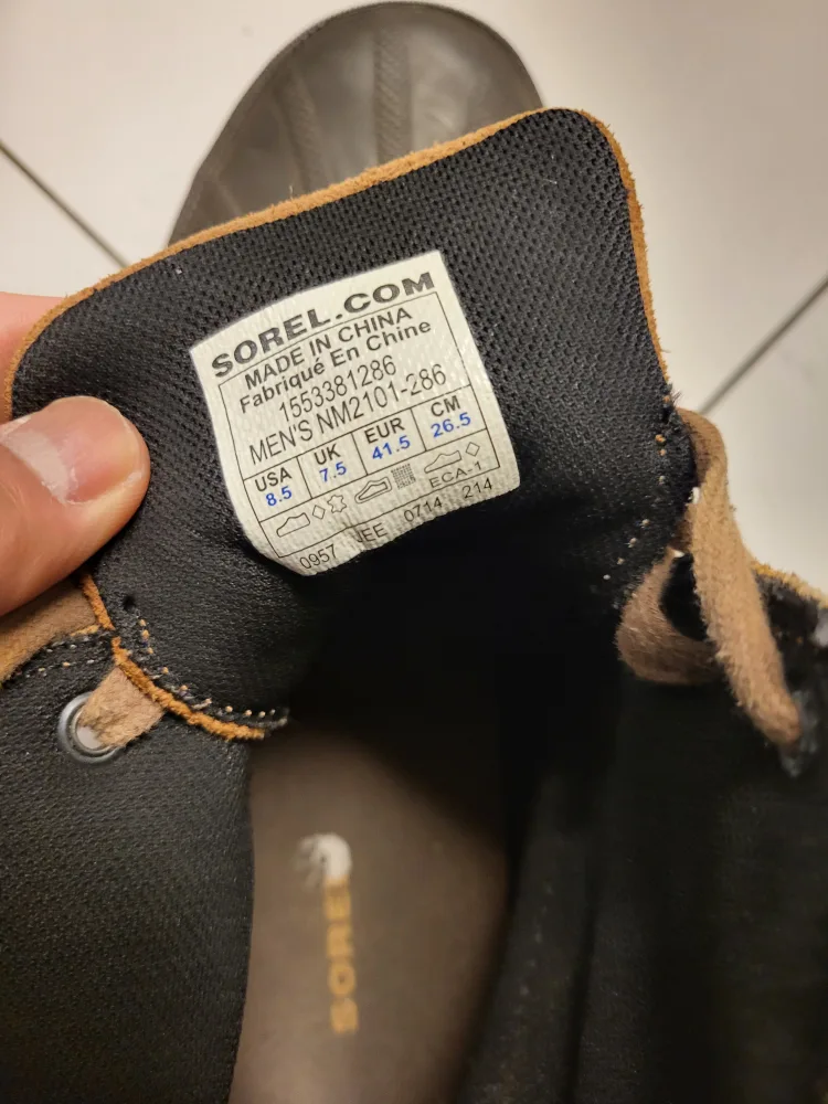 Men's Sorel Boots Size 9.5 image indicator(4)