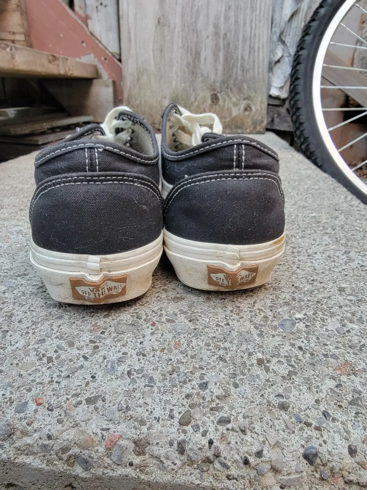 Vans OG Style Black Canvas Sneakers image indicator(3)