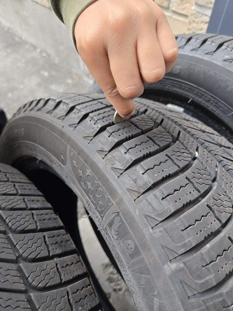 lightly used Michelin X-Ice Snow Tires - photo 4