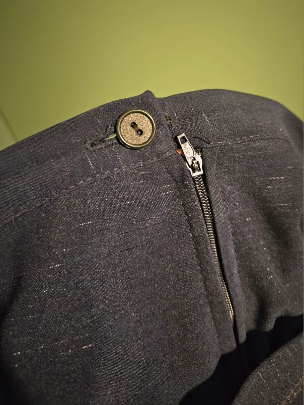 Shimmery Dark Blue Wide Leg Pants image indicator(3)