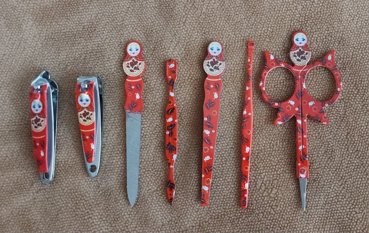 🆕Matryoshka Nesting Doll Manicure Set with box image indicator(3)