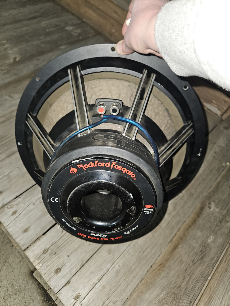 15" Rockford Fosgate Punch Subwoofer - photo 2