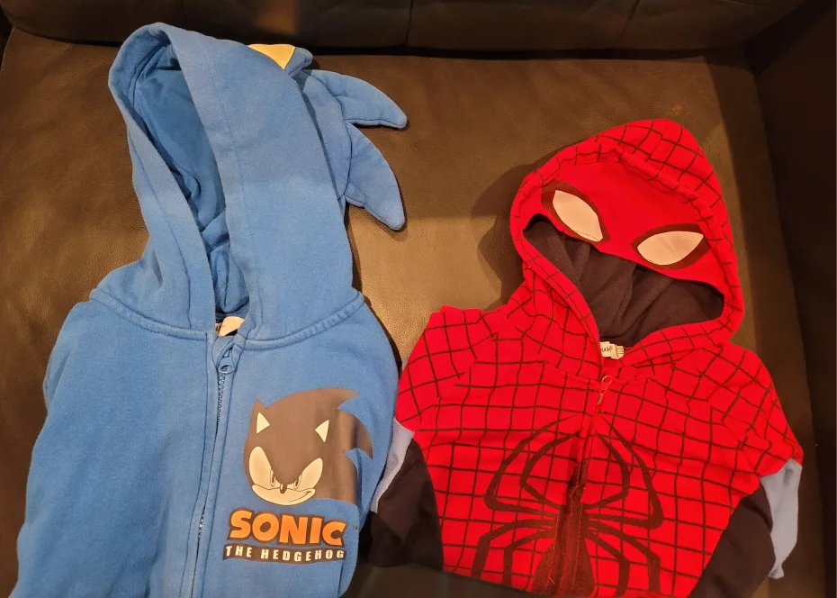 4T Boys' Bundle - T-Shirts, Sweater, Pants & More! image indicator(8)