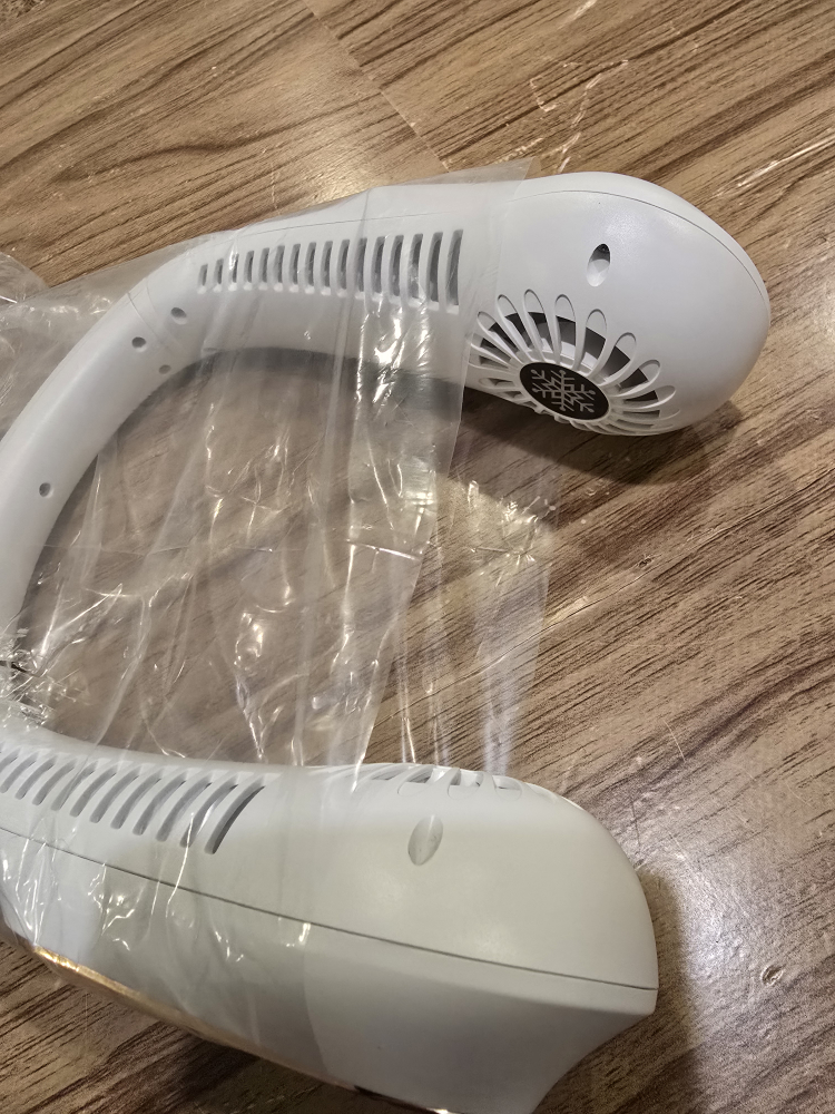 New Neck Fan - Portable Personal Cooling Device - photo 2