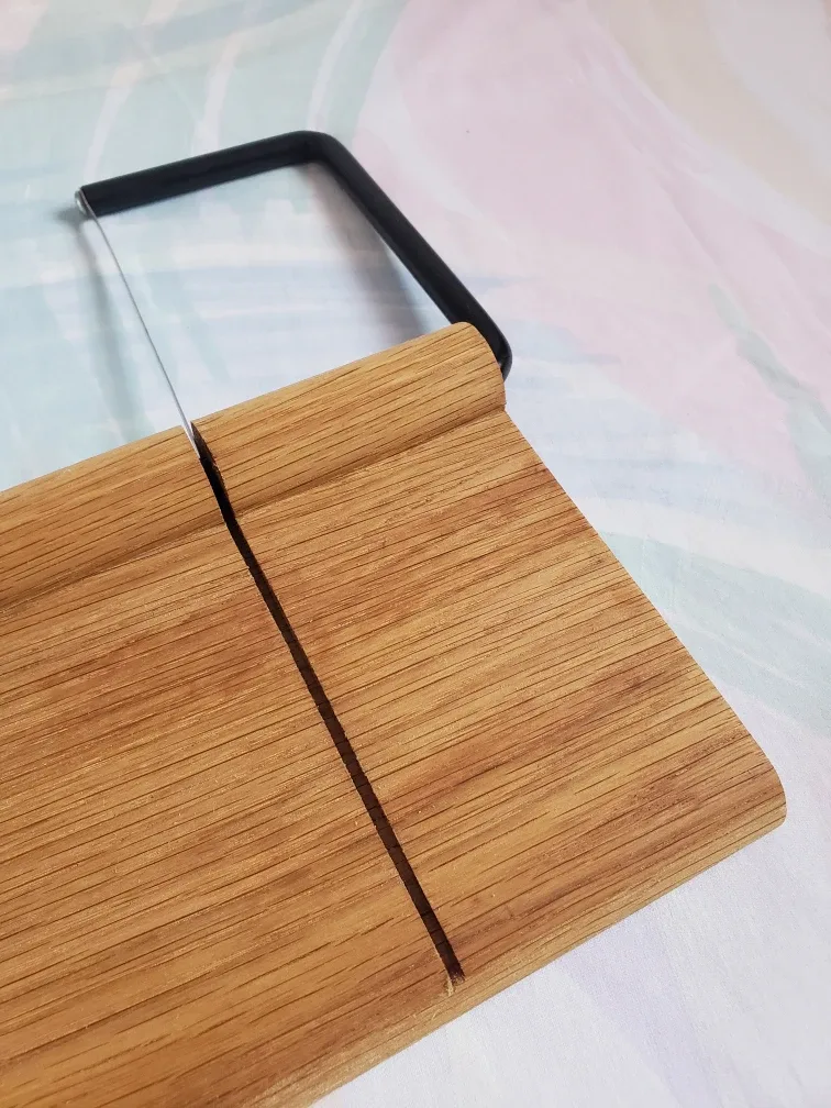 Cheese Slicer Wood Board image indicator(4)