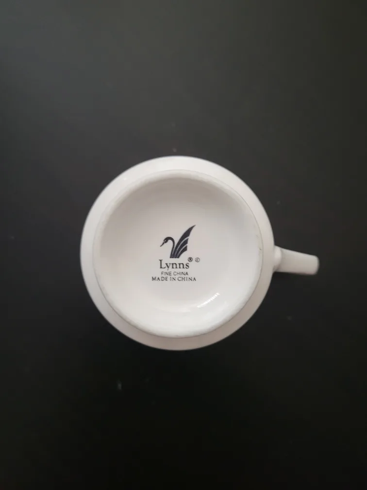 Lynn's Fine China Teacup image indicator(2)