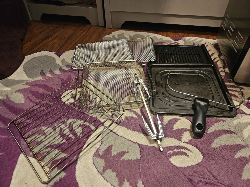 Cosori Air Fryer Oven with Accessories - photo 2
